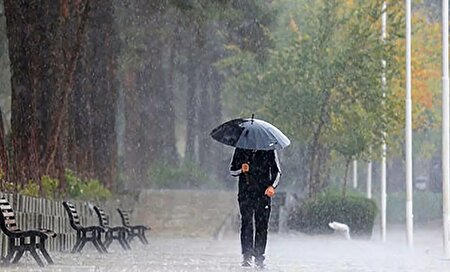 ببینید | سازمان هواشناسی از تشدید بارش‌ها در استانهای غربی و شمالی کشور خبر داد