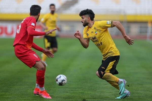 ببینید | سپاهان جای پرسپولیس را در جدول گرفت ببینید | سپاهان جای پرسپولیس را در جدول گرفت