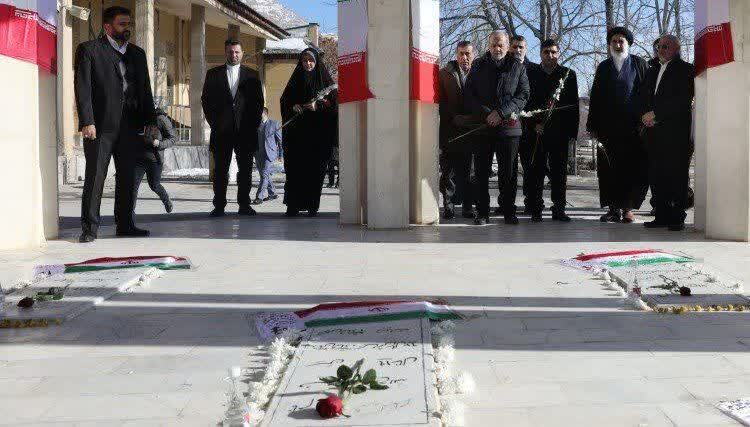 لحظه ورود رئیس جمهور به استان چهارمحال‌و‌بختیاری +تصاویر