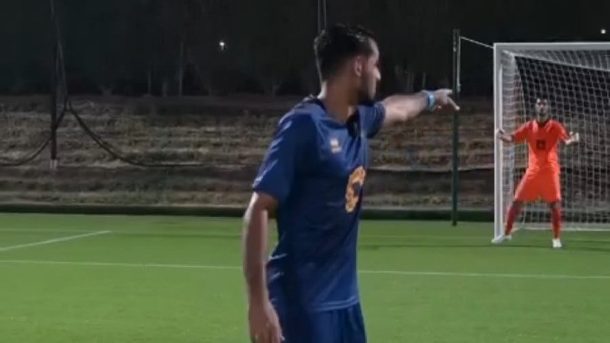 آرشا شکوری و امیر روستایی در تمرین، روبه‌روی هم رقابت کردند.