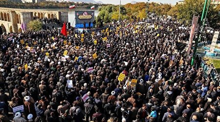 ببینید | مردمی که از گرانی گله‌مند بودند، اما برای ایران به خیابان آمدند