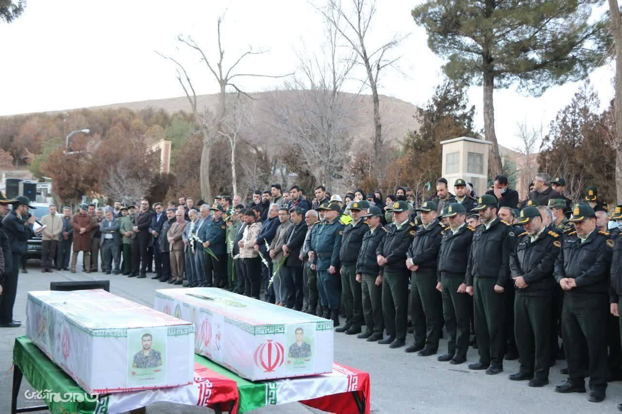 آیین تشییع شهدای امنیت در شهرکرد
