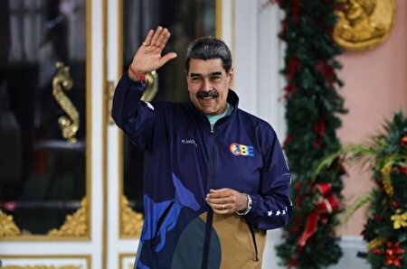 ببینید | رقص رباتیک مادورو