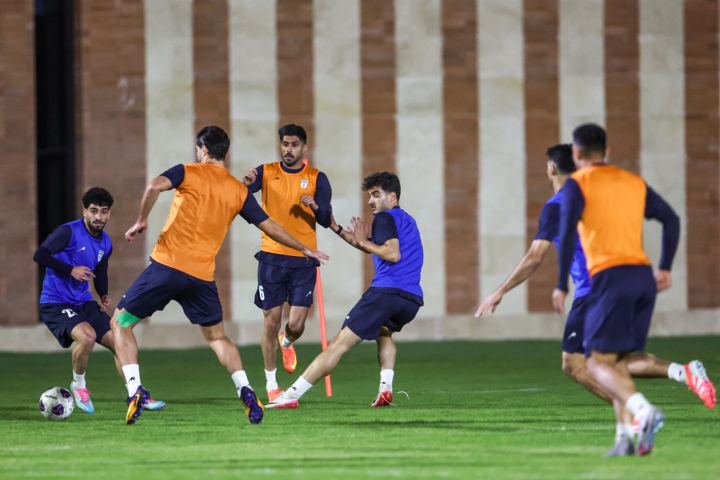 هزینه بازی ایران - اسپانیا را اسپانسر میدهد هزینه بازی ایران - اسپانیا را اسپانسر میدهد