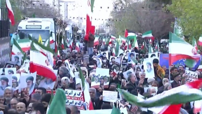 ببینید | مراسم تشییع پیکر شهدای مدافع امنیت ببینید | مراسم تشییع پیکر شهدای مدافع امنیت