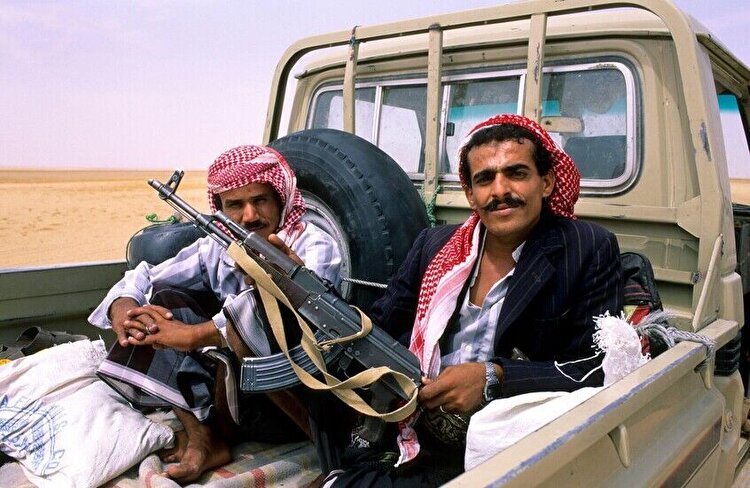 نیرو‌های وابسته به امارات و عربستان در یمن به جان هم افتادند