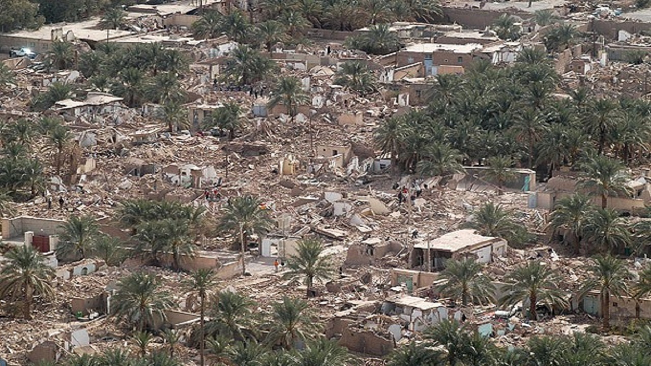 یک روز صبح، شهر دوازده ثانیه تمام لرزید