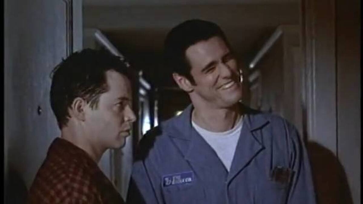 پخش نسخه ریمستر «پسر کابلی» و «باجه تلفن» در قاب نمایش