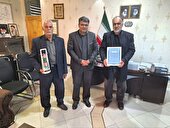 تجلیل خانواده‌های شهدای جنگ ۱۲ روزه از فرماندار کنگاور