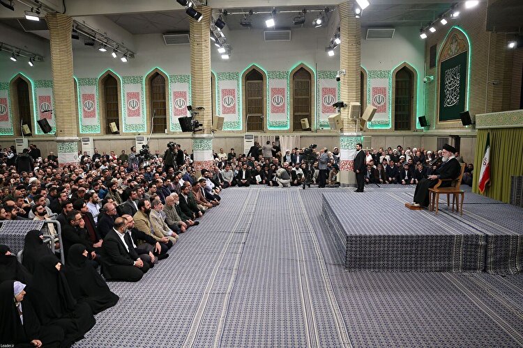 هشدار صریح رهبر انقلاب به آمریکا: اگر جنگی راه بیاندازید، جنگ منطقه‌ای خواهد بود