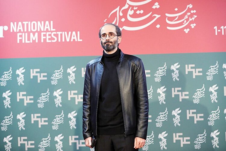 موسیقی متفاوت خیابان جمهوری