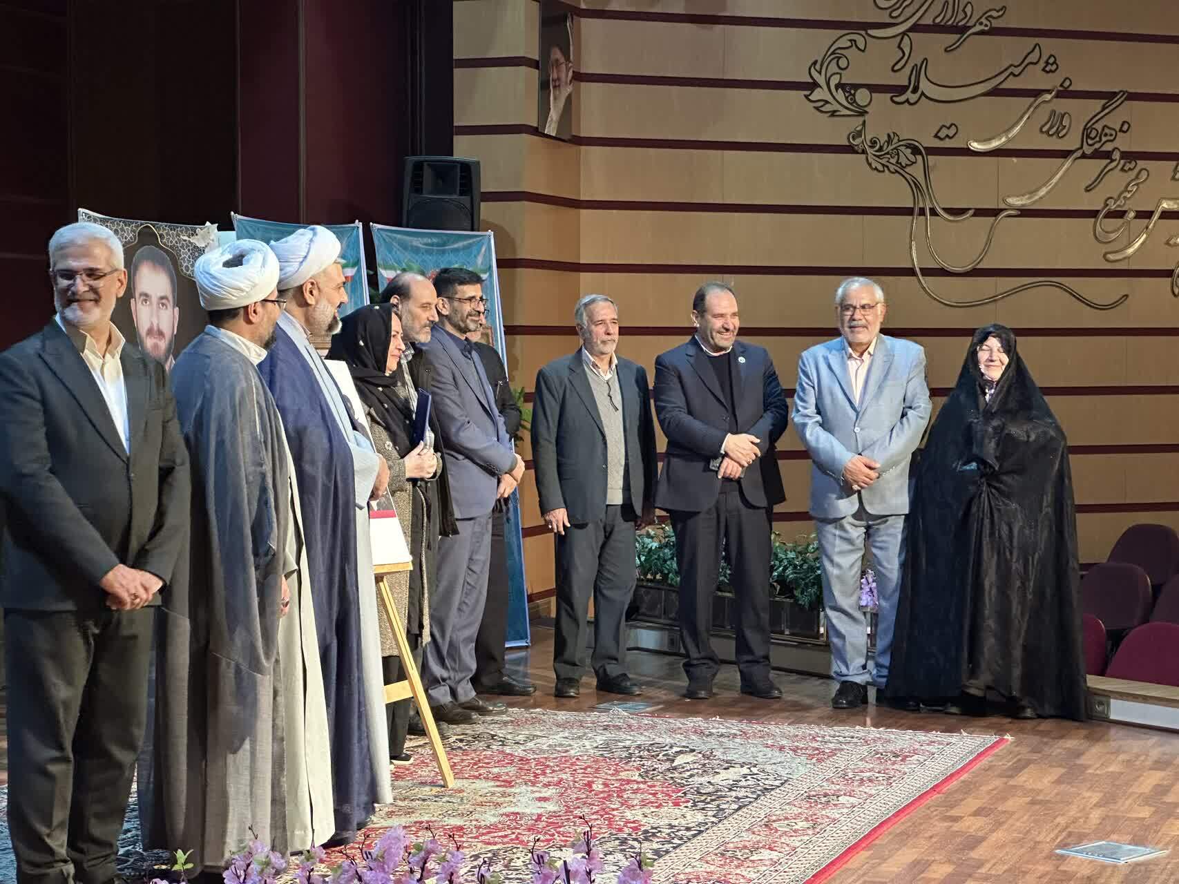 کرج میزبان آیین گرامیداشت پیروزی انقلاب اسلامی با حضور جهادگران جهاد کشاورزی