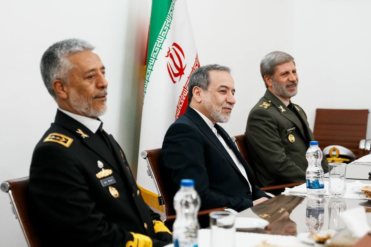 عراقچی با فرماندهان ارتش دیدار کرد