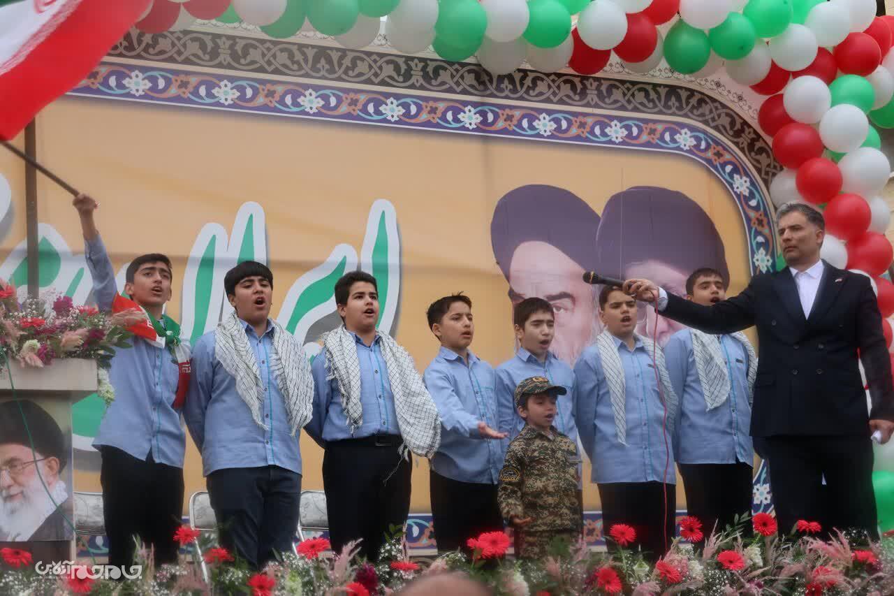 حماسه آفرینی مردم چهارمحال و بختیاری در راهپیمایی ۲۲ بهمن