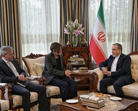 تاکید عراقچی بر مسئولیت جهان برای مقابله با نقض‌های حقوق‌بشری رژیم صهیونیستی