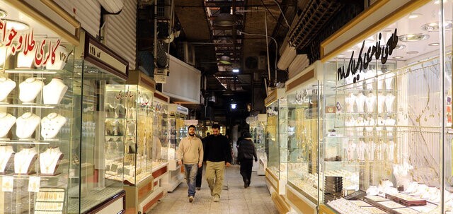 نوسانات و بلاتکلیفی بازار طلا نوسانات و بلاتکلیفی بازار طلا