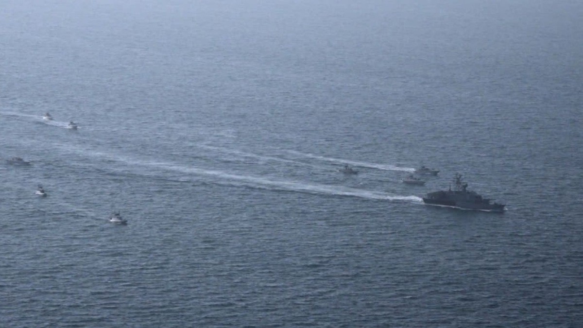 به‌کارگیری انواع سامانه و تسلیحات پدافندی و آفندی در رزمایش کنترل هوشمند تنگه هرمز