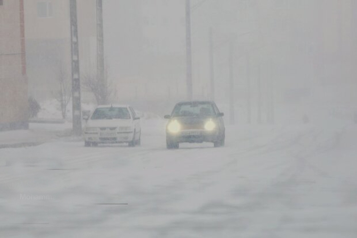 کولاک برف در برخی از محورهای نوار شمالی ایران