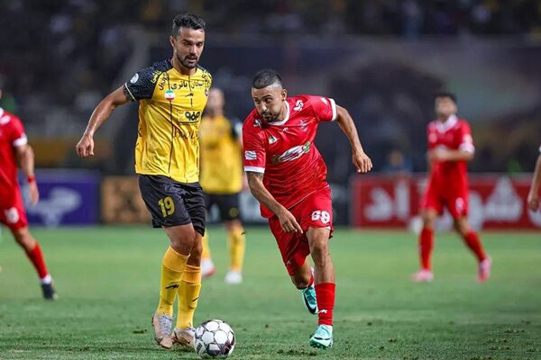 صعود پرسپولیس به صدر جدول با شکست سپاهان صعود پرسپولیس به صدر جدول با شکست سپاهان