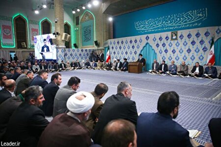 ببینید | حال‌وهوای اولین افطار رمضان امسال در محضر آقا