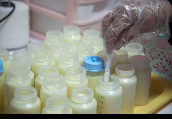 اهدای کمک نقدی و دارو به بیمارستان شهید صدوقی