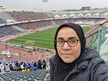 روایتی از میدان انقلاب؛ فریاد «حیدر حیدر» در روزی که تهران گریست