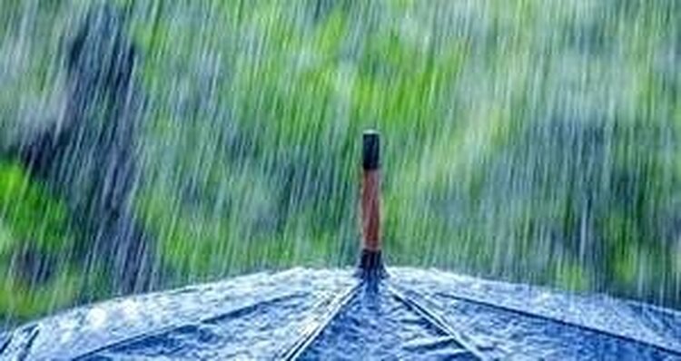 آسمان ایران تا ۲۰ اسفند برفی و بارانی است