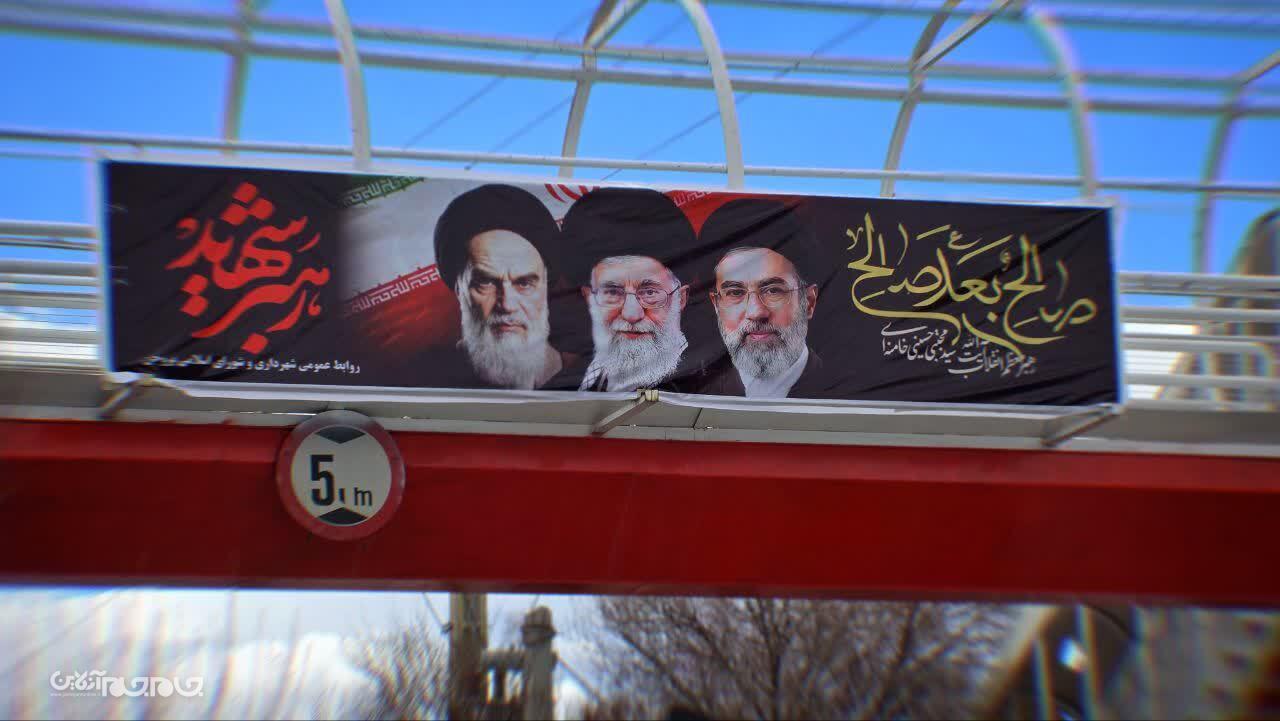 تصاویر سومین رهبر انقلاب بر سازه‌های فرهنگی شهر بروجن