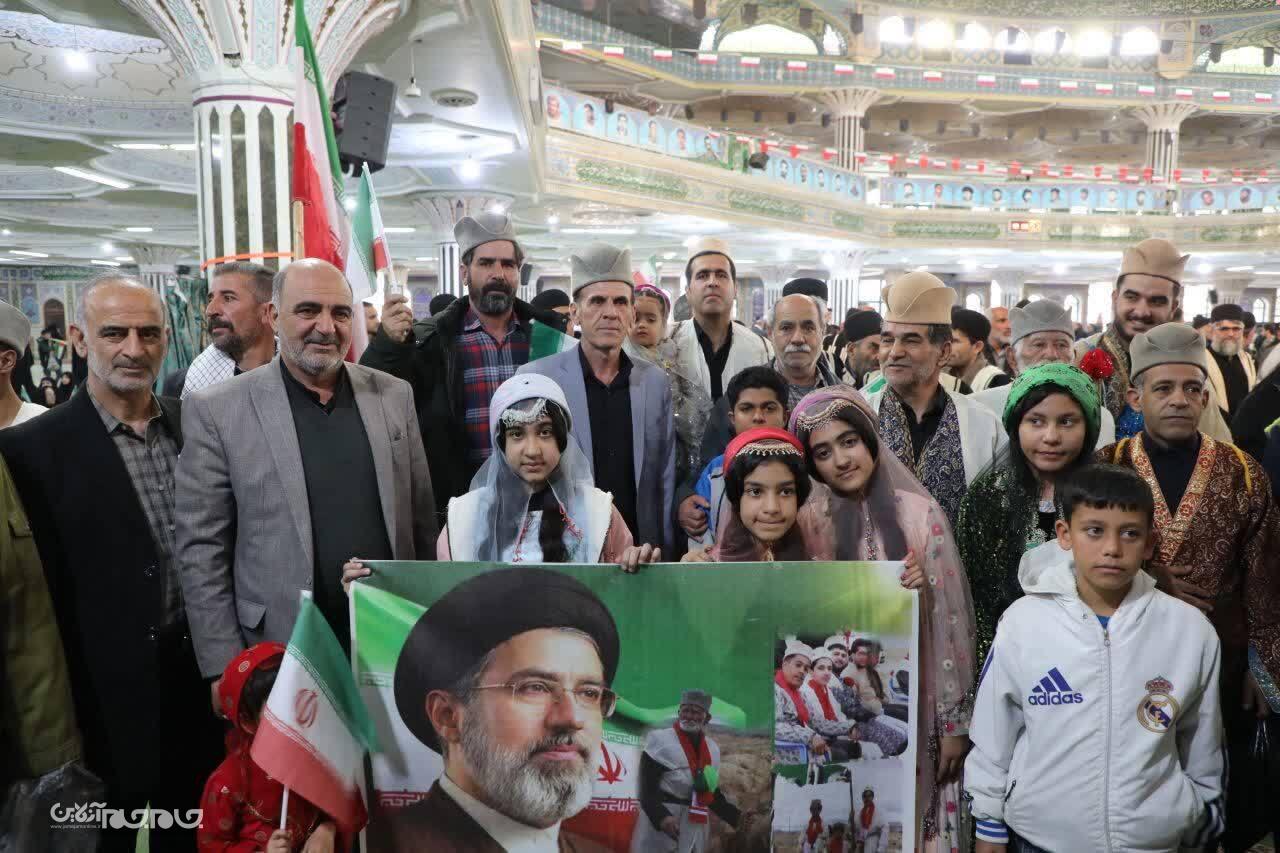 شکوه بیعت بختیاری‌های برنو به دست با رهبر انقلاب +تصاویر