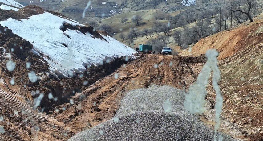 بهسازی مسیرهای روستایی و اصلی شهرستان بازفت