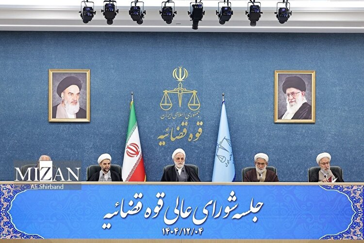 اگرآمریکا یا رژیم صهیونیستی حماقت کنند با پاسخی کوبنده مواجه خواهند شد