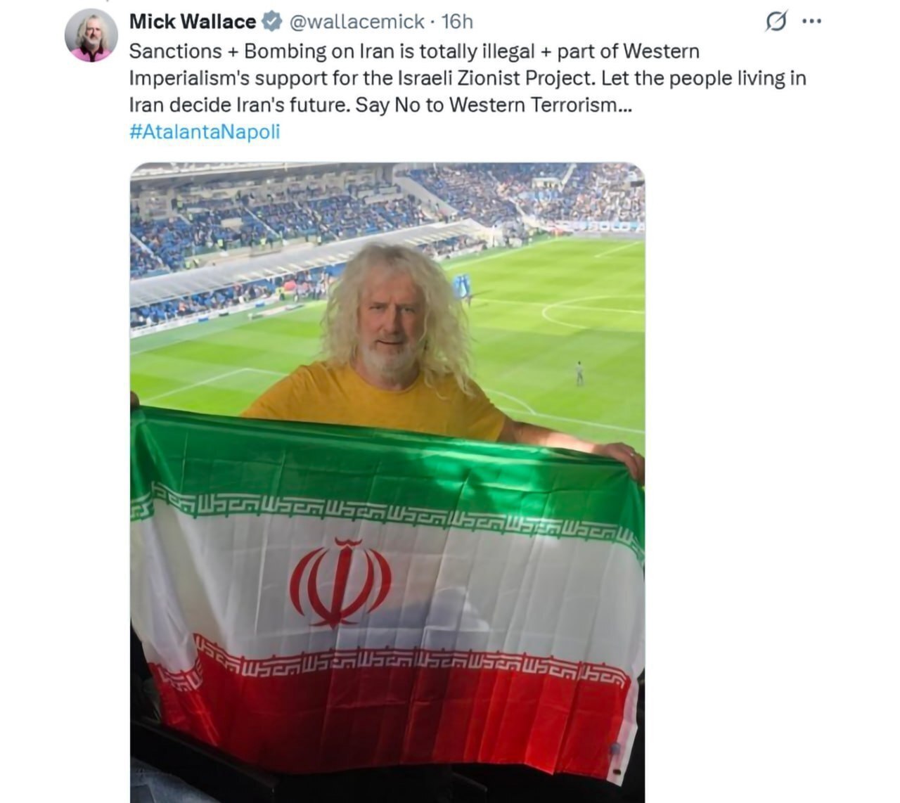 عکس | سیاستمدار ایرلندی پرچم ایران را بالا برد عکس | سیاستمدار ایرلندی پرچم ایران را بالا برد