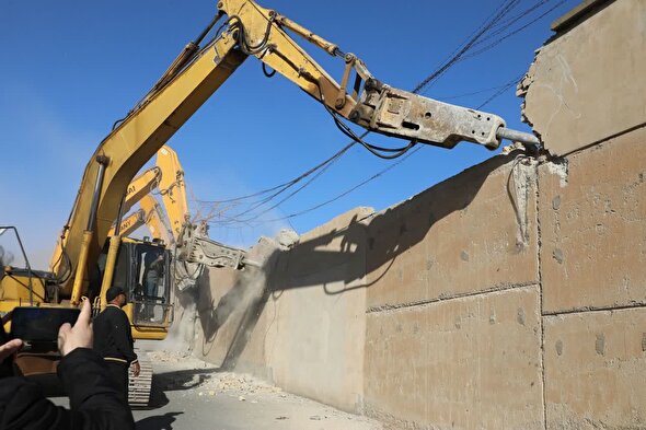 دیوار زندان رجایی‌شهر فرو ریخت