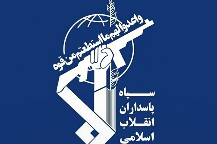 مقر ناوگان پنجم نیروی دریایی آمریکا در بحرین مورد هدف موشک‌ها و پهپادهای سپاه قرار گرفت