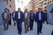 معاون وزیر راه و شهرسازی از پروژه‌های مسکن شهر بهارستان بازدید کرد