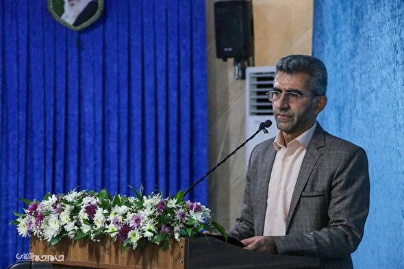 سیاست اصلی ما، آموزش علم نافع و پاسخگویی به نیازهای آینده کشور است