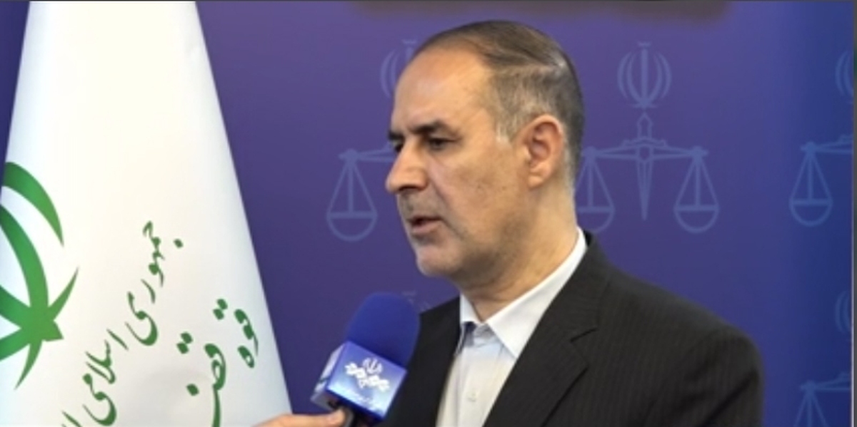 قائم مقام سازمان بازرسی کل کشور: ۱۴ بانکی که با وجود چندبار هشدار، همچنان از پرداخت وام ازدواج، فرزندآوری، جعاله و ودیعه مسکن خودداری کردند؛ به مراجع قضایی و انضباطی معرفی شدند.