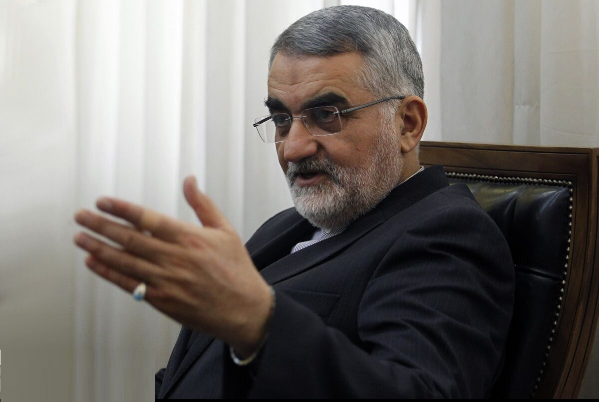 تجربه تلخ برجام را تکرار نخواهیم کرد که تمام گام‌ها را برداریم بعد آن‌ها بازی در بیاورند.