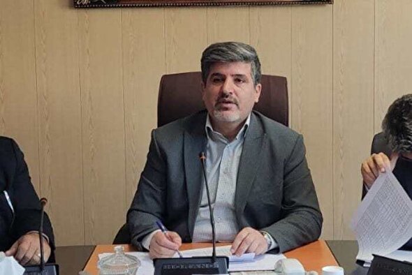 حفر ۳۰۰ چاه آب غیرمجاز دریاچه زریبار را به خطر انداخته است