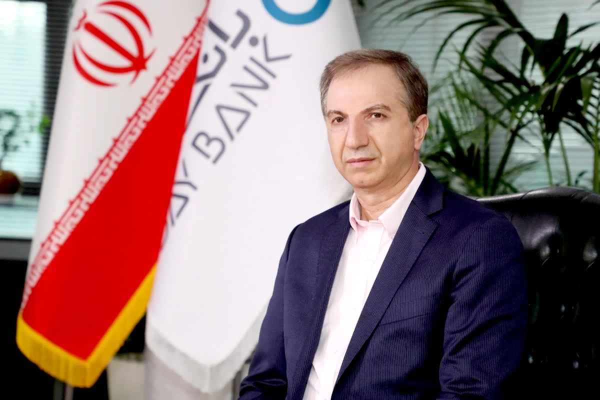   

مدیرعامل بانک دی در پیامی به مناسبت ۱۸ اردیبهشت، از آغاز مرحله‌ای تازه در توسعه پایدار و تقویت ساختارهای نوآورانه این بانک خبر داد.