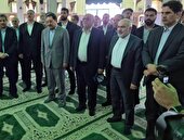 ادای احترام وزیر صمت و استاندار خوزستان به شهدای گمنام در شلمچه