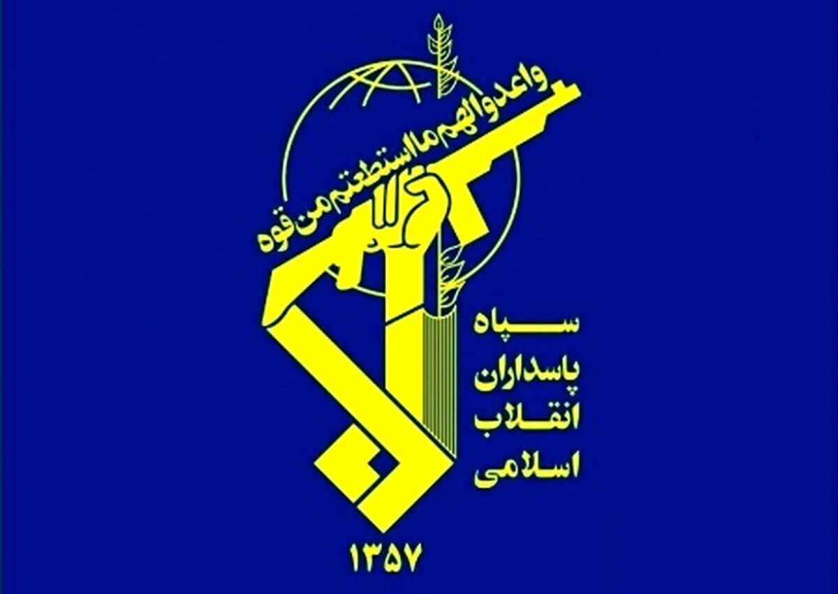 سخنان منتشر نشده شهید همت درباره گروهک‌ های تجزیه طلب را در این گزارش ببینید.