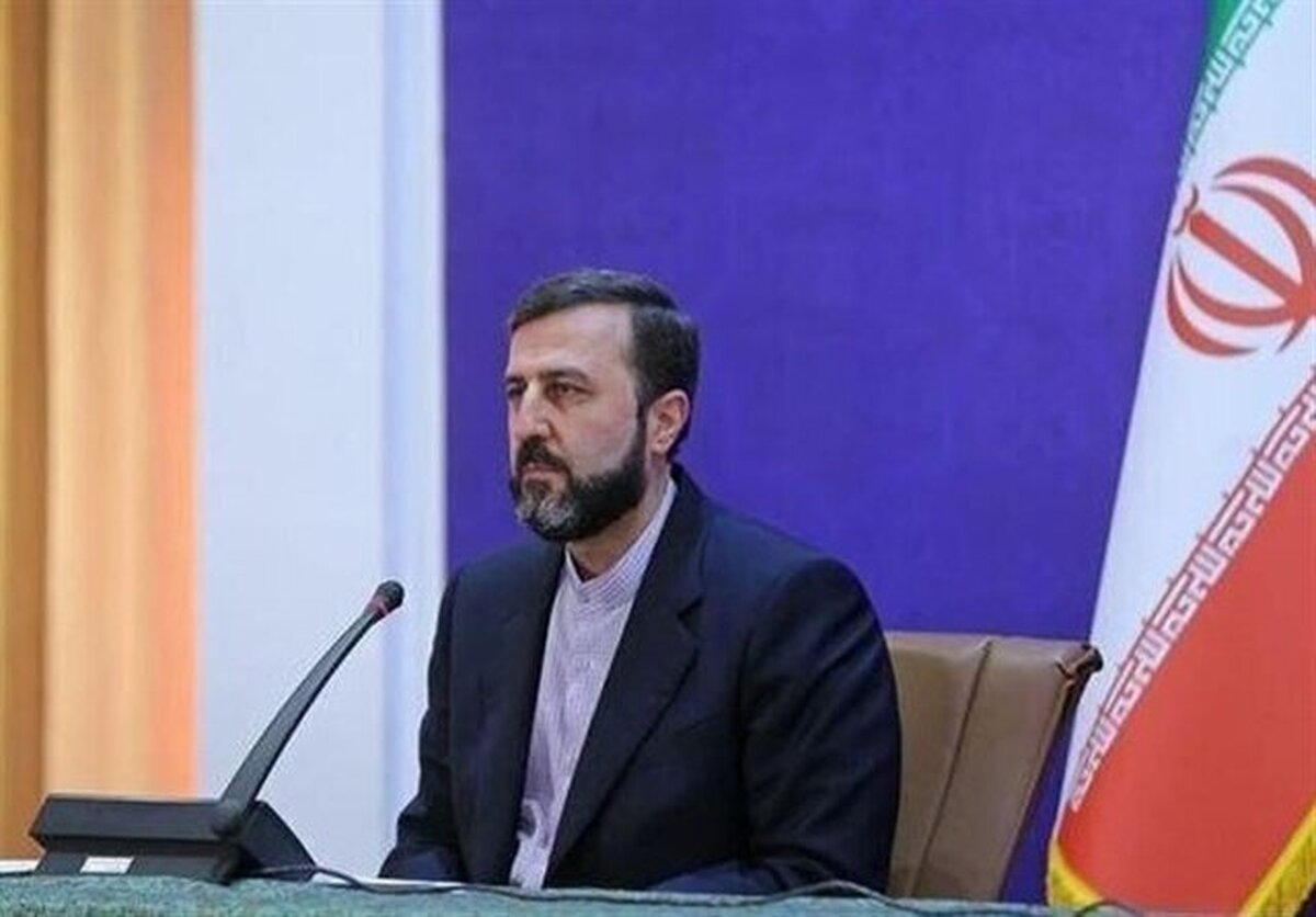 معاون حقوقی و امور بین‌الملل وزارت امور خارجه با اشاره به پیگیری موضوع‌هایی ‌همچون تحریم‌های یک‌جانبه و انتقال محکومان و استرداد مجرمان در اجلاس شانگهای، گفت: پیشنهادات رئیس قوه قضاییه در اجلاس شانگهای در موضوع مبارزه با تروریسم مبنای پیگیری‌های بعدی کشور در این زمینه خواهد بود.