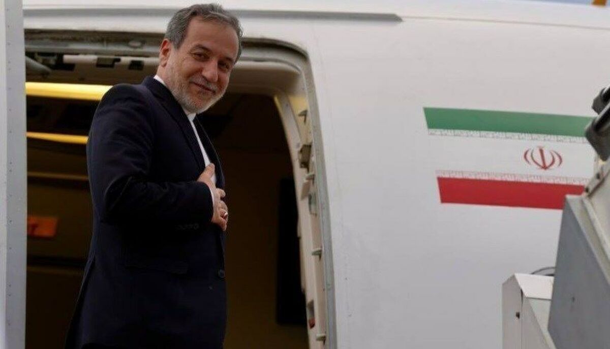 سخنگوی وزیر امور خارجه کشورمان از سفر وزیر امور خارجه به پکن خبر داد.