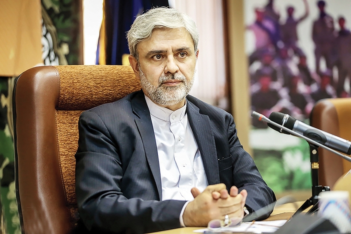 هند و پاکستان سرانجام پس از هفته‌ها تهدید و تنش وارد فاز درگیری نظامی شدند، حملاتی که با موشک، جنگنده و توپخانه صورت گرفته است. سخنگوی وزارت دفاع پاکستان اعلام کرد که هند به چندین شهر پاکستان از جمله بهاولپور و مظفرآباد حمله کرده است و در خط کنترل (Line of Control) در کشمیر درگیری‌های شدیدی در جریان است.