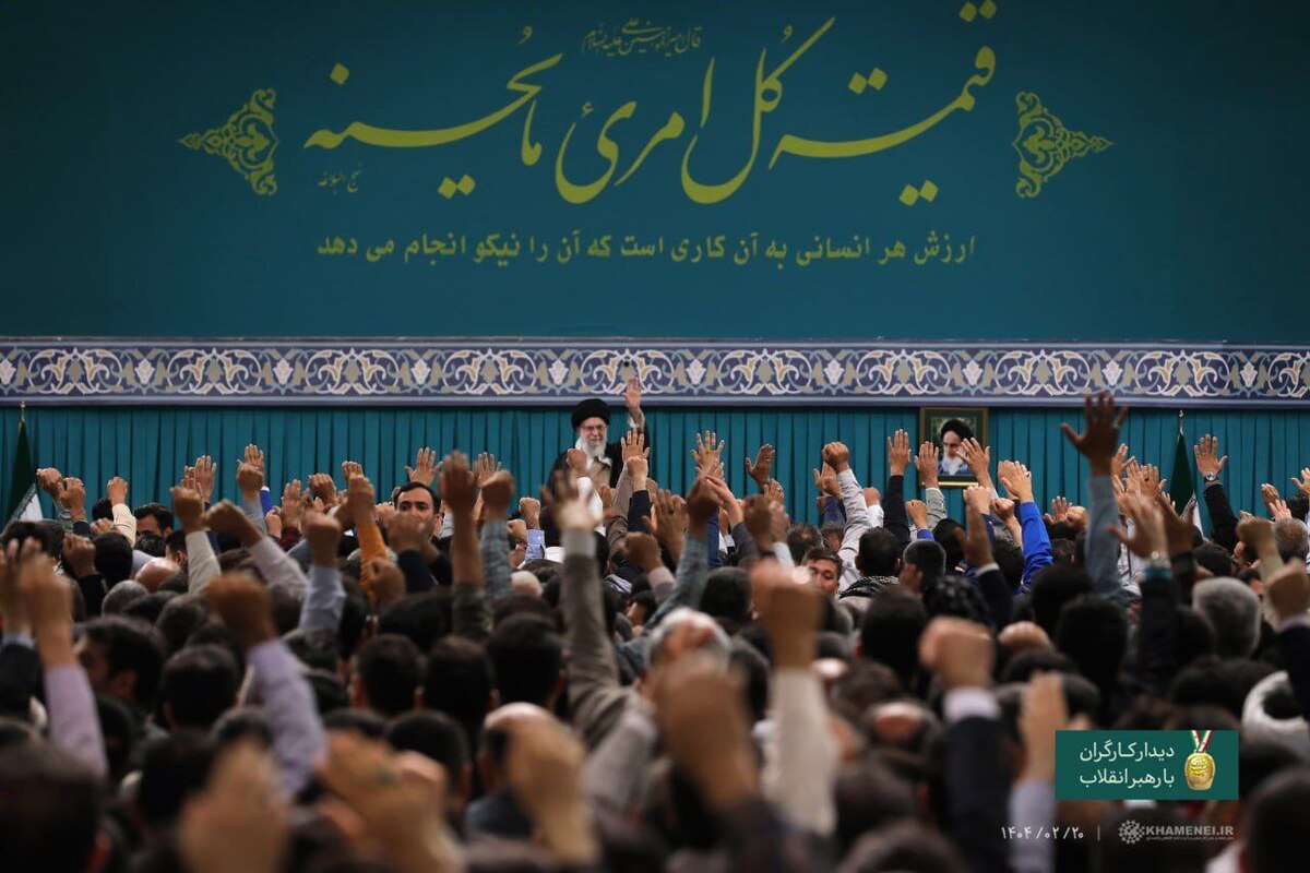 ذهن‌ها نباید از مسئله فلسطین منصرف بشود