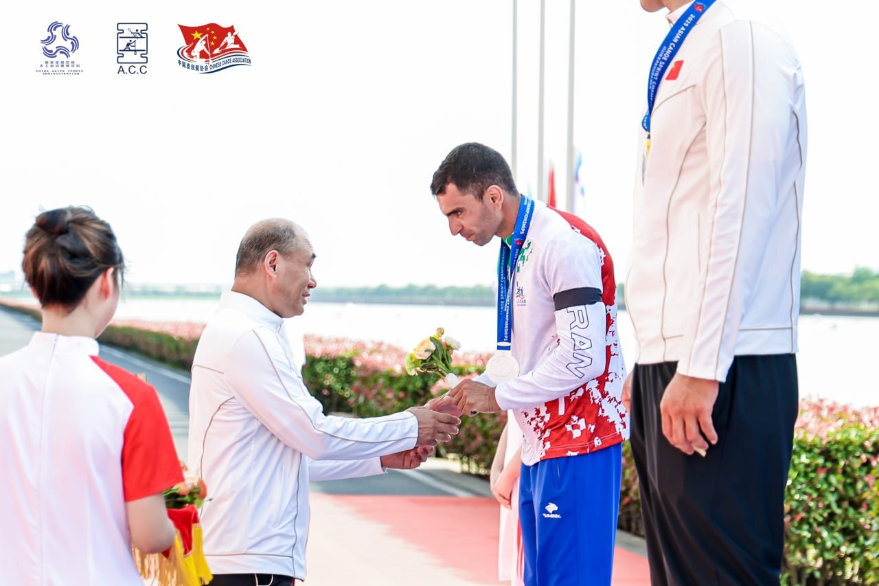 کسب مدال با ارزش طلا کایاک دونفره مردان در روز پایانی رقابتها کسب مدال با ارزش طلا کایاک دونفره مردان در روز پایانی رقابتها