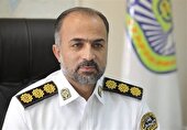دستگیری راننده و زنی که روی سقف پراید در حال حرکت نشسته بود