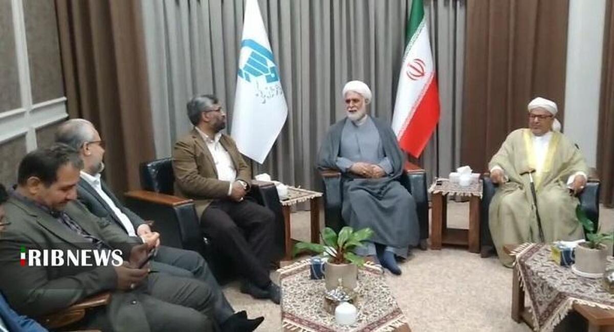 معاون امور استان‌های سازمان صداوسیما، گفت: کارکنان صداوسیمای کیش در پوشش برنامه‌ها و پخش از رسانه ملی خوش درخشیدند.
