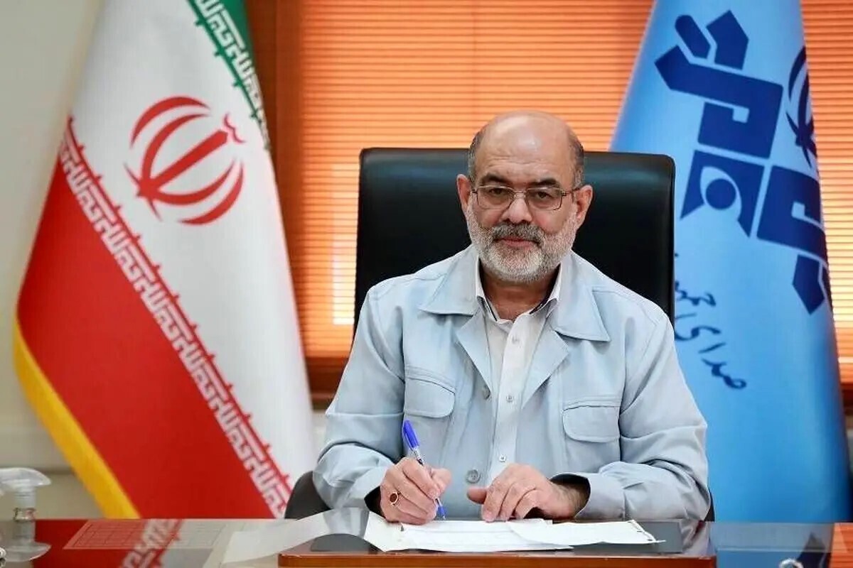رسانه، در جهان امروز، صرفا ابزار اطلاع‌رسانی نیست؛ بلکه نهادی فرهنگی، گفتمان‌ساز و حتی سیاست‌گذار نرم به شمار می‌آید. از این منظر، رادیو گفت‌وگو به‌عنوان یکی از شبکه‌های جریان‌ساز در معاونت صدا، در سال‌های گذشته نقش مهمی در ارتقای سطح تحلیل افکار عمومی، نهادینه‌سازی گفت‌وگوی نخبگانی و ایستادگی در برابر جنگ روایت‌های رسانه‌های معاند ایفا کرده است.